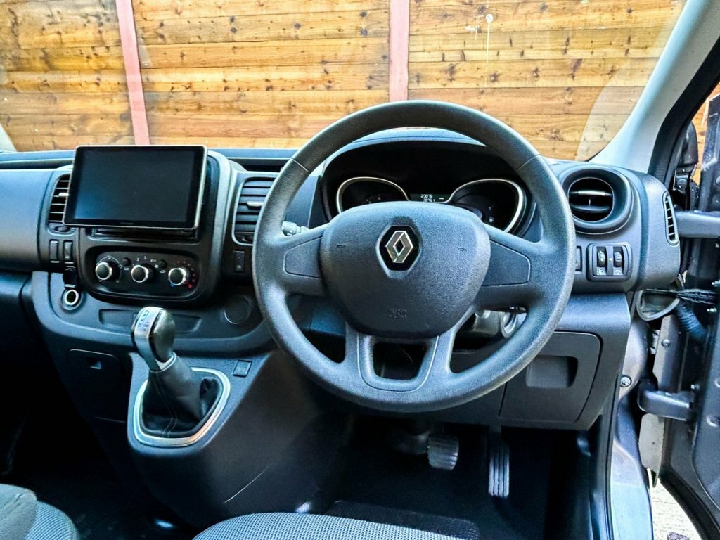 Renault Trafic 2L Business Grey #2