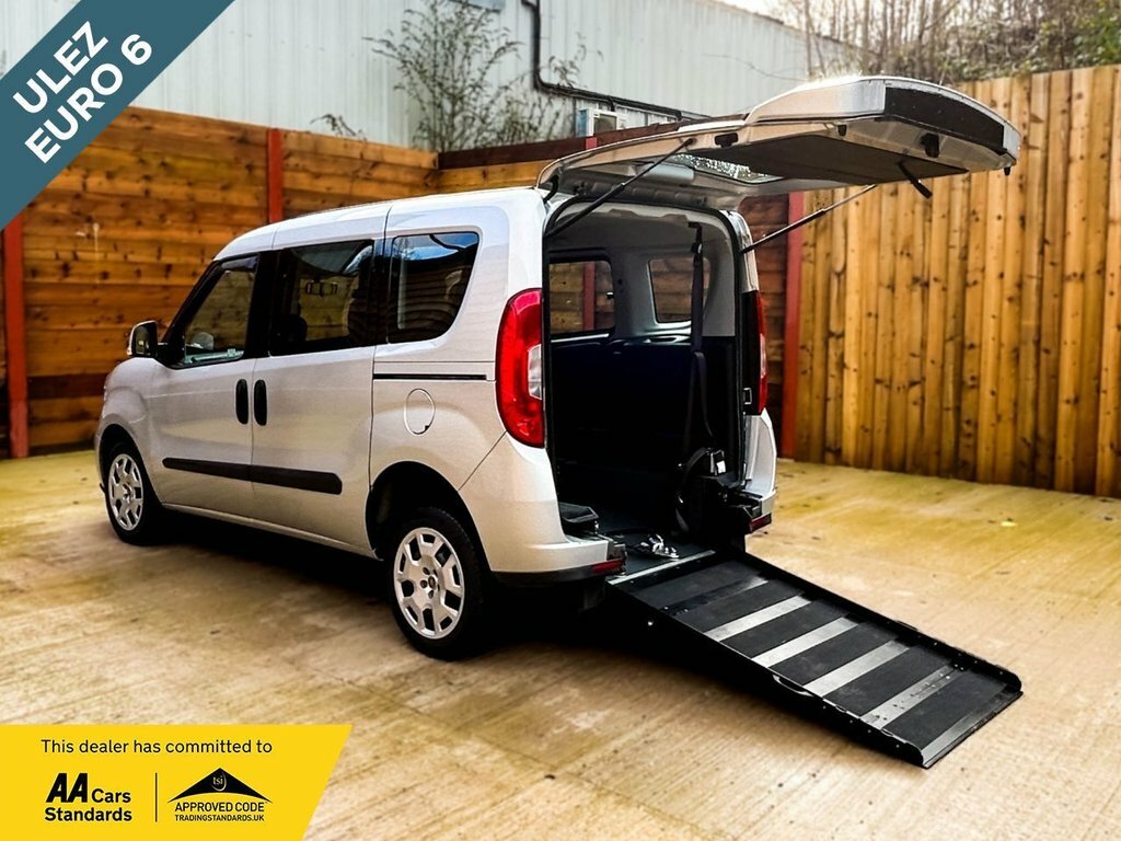 Fiat Doblo 1.4L Easy Grey