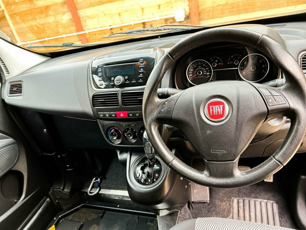 Fiat Doblo 1.6L Lounge Beige #2