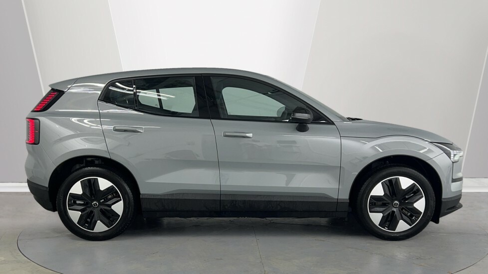 Volvo EX30 Core, Single Motor Extended Range, 69 Kwh WN75OFZ Grey #3