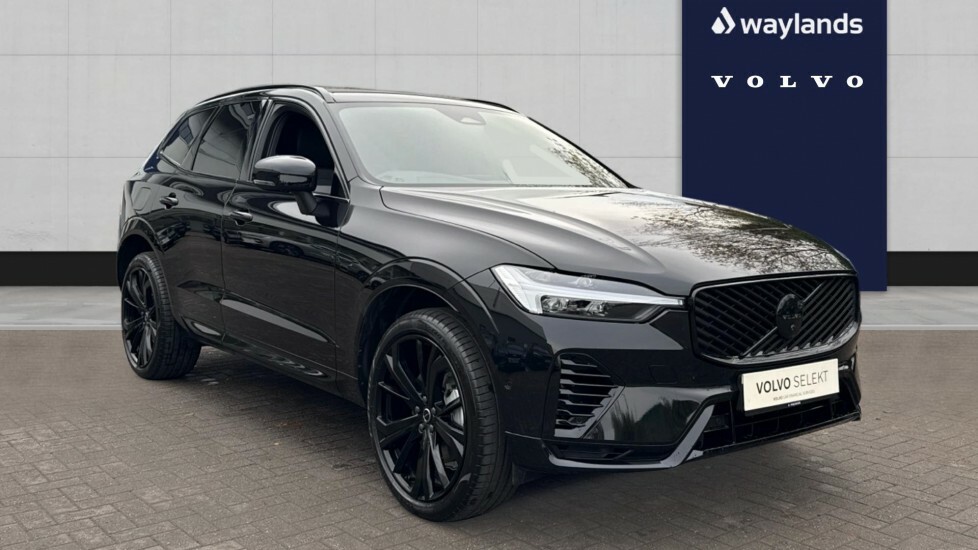 Volvo XC60 Black Edition Plus, T6 Awd Plug-in Hybrid, Electri Black