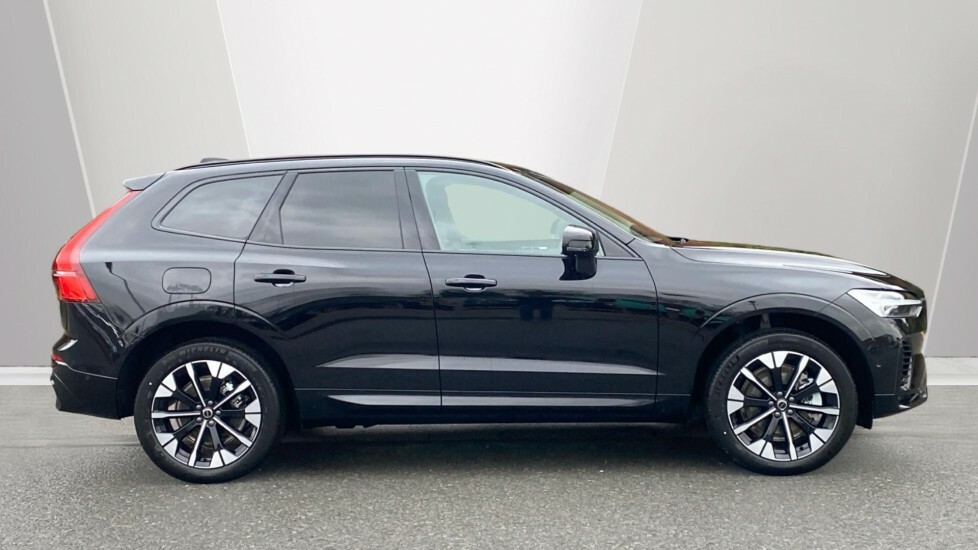 Volvo XC60 Plus, T6 Awd Plug-in Hybrid, Dark RE75YDB Black #3