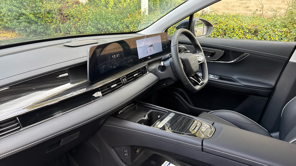 Omoda E5 Omoda 5 150Kw Comfort 61Kwh Estate WV75OHJ Grey #2