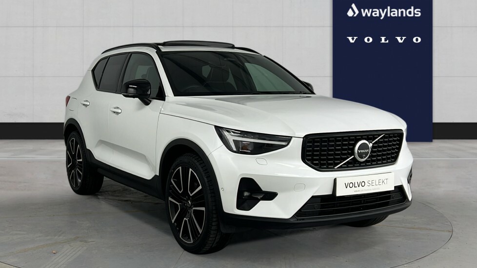 Volvo XC40 Ultra, B4 Mild Hybrid, Dark White