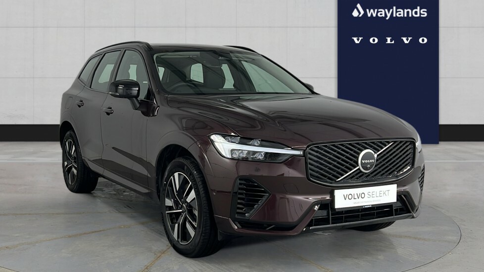 Volvo XC60 2.0 T6 350 Phev Plus Dark Awd Geartronic Red