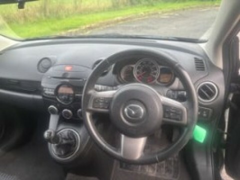 Mazda 2 1.5 Sport 2011 Black #4