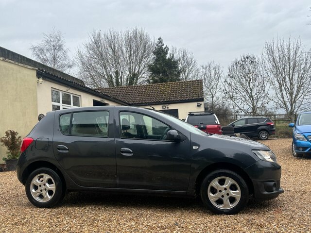 Dacia Sandero 0.9 Tce Laureate Hatchback Euro Grey #2
