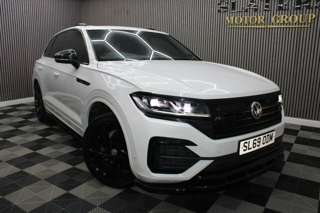 Volkswagen Touareg 3.0 Tdi V6 R-line Tech Suv Tiptronic 4M SL69ODM White #2