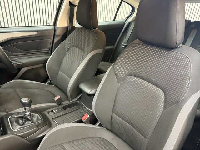 Ford Focus 1.5 Ecoblue Zetec Hatchback Euro Black #6