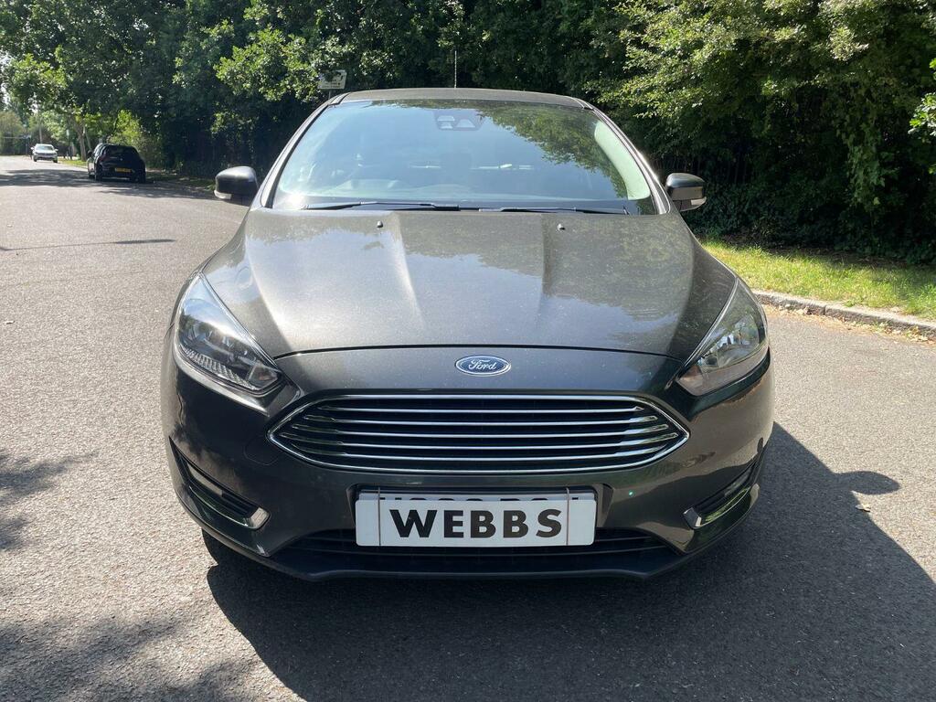 Ford Focus Hatchback 1.5 Tdci Titanium 201666 YS66DOJ Grey #3