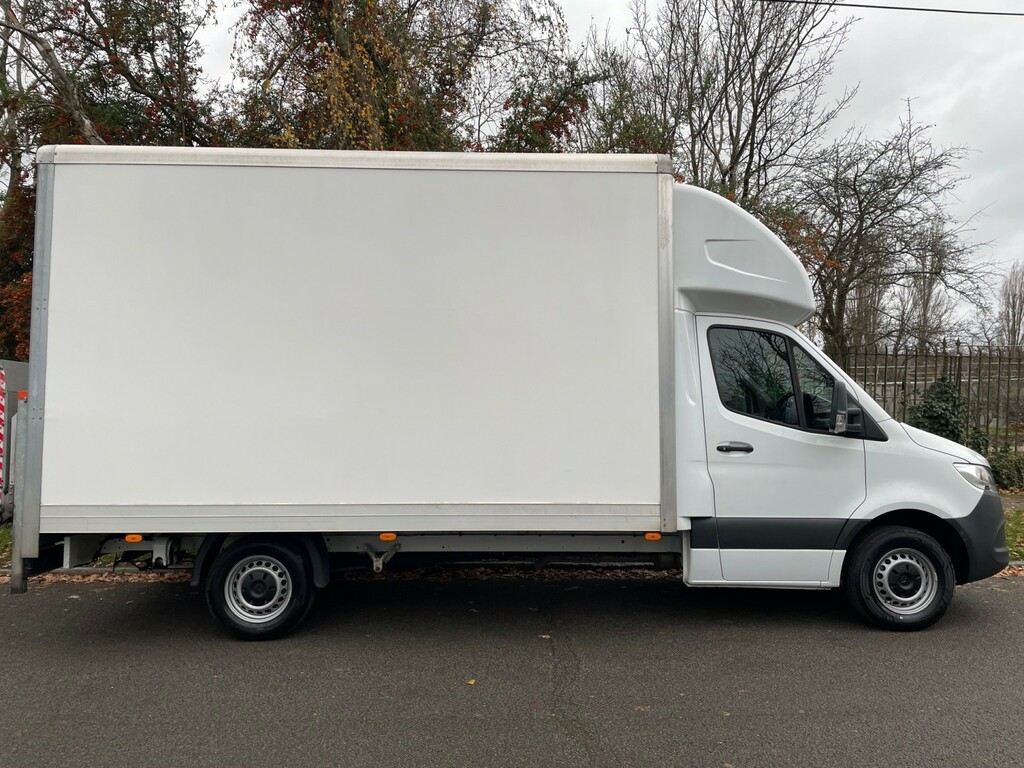 Mercedes-Benz Sprinter Luton 2.0 315 Cdi Progressive Luton 202372 OU72VNN White #3