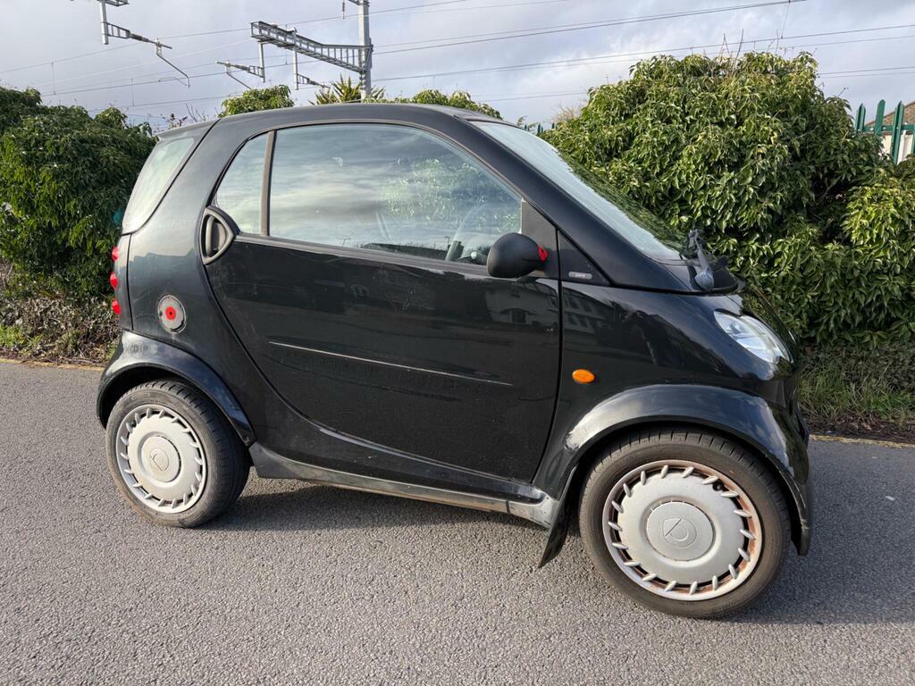 Smart Fortwo 0.7 City Pure Black #2
