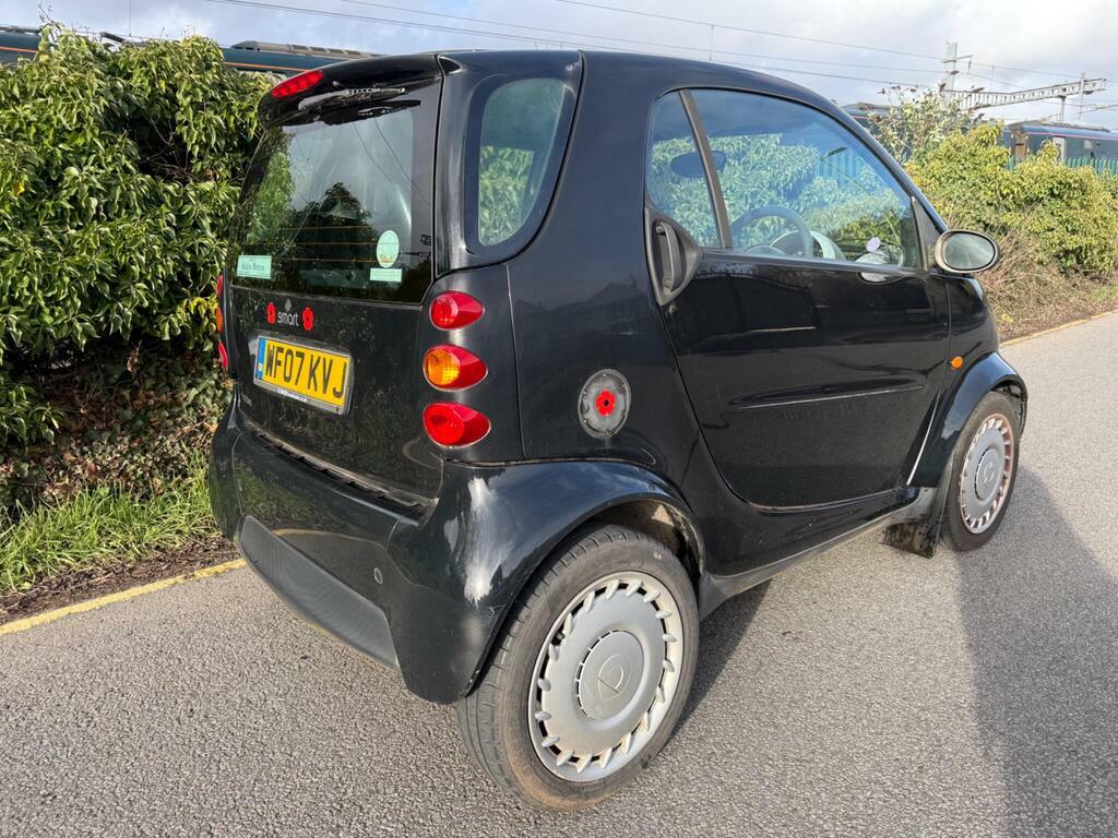 Smart Fortwo 0.7 City Pure Black #3