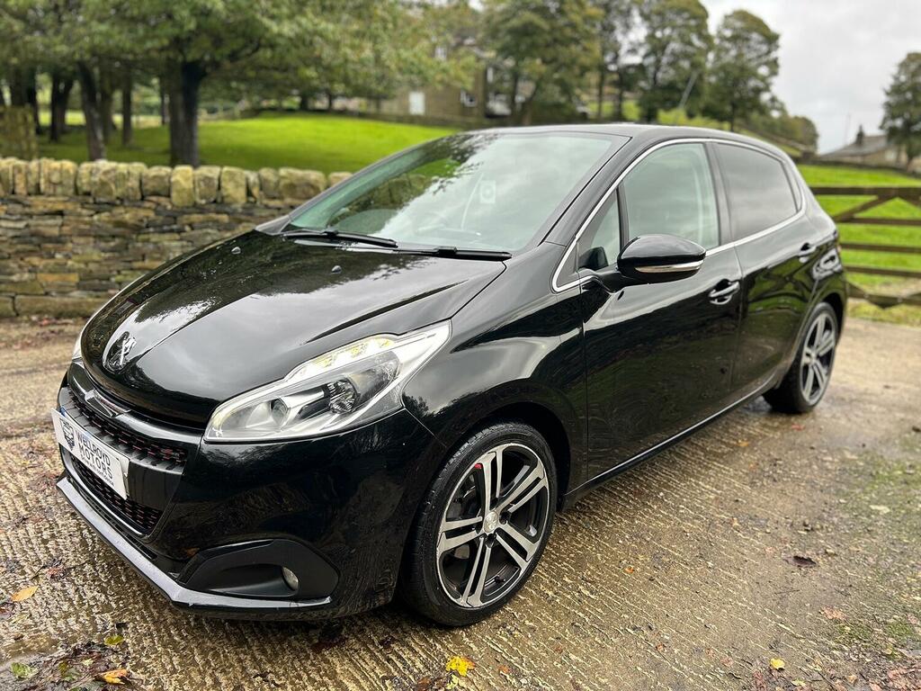 Peugeot 208 1.6 Bluehdi Gt Line 2017 Black #2