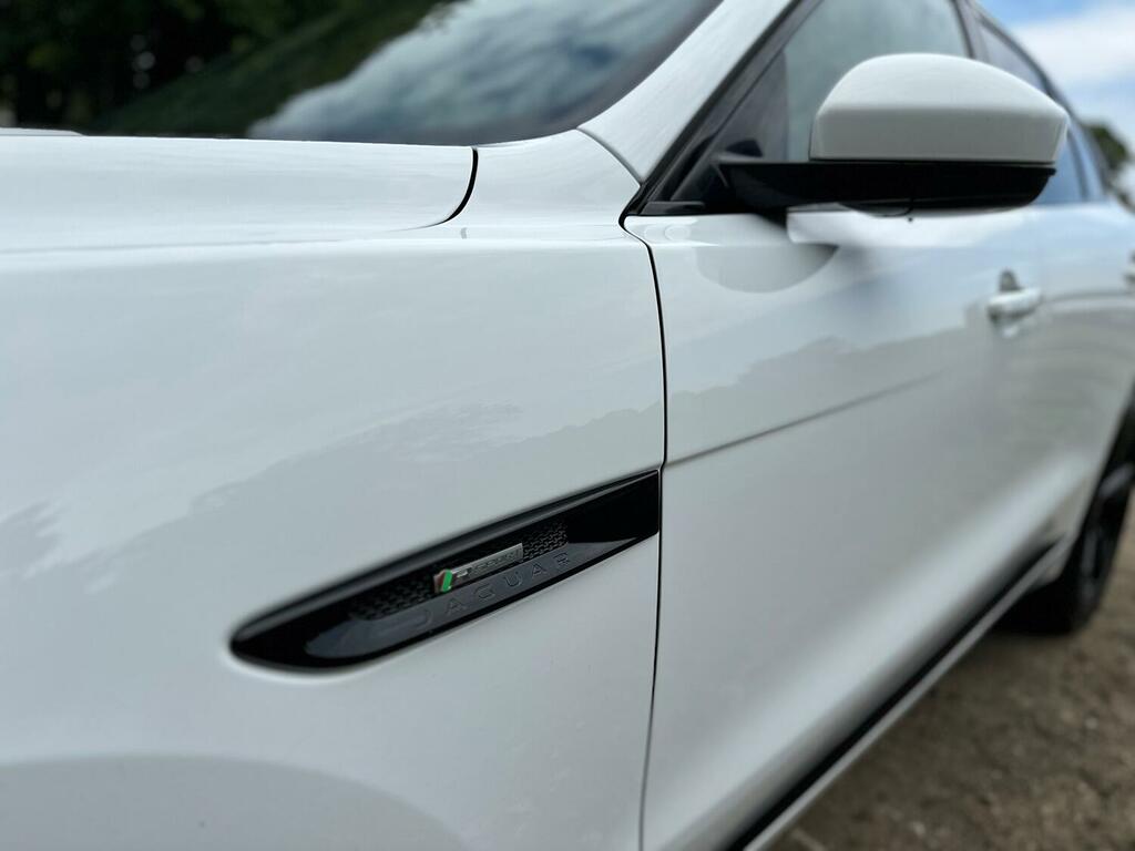 Jaguar F-Pace 2.0 D180 R-sport 2019 SA19UDN White #5