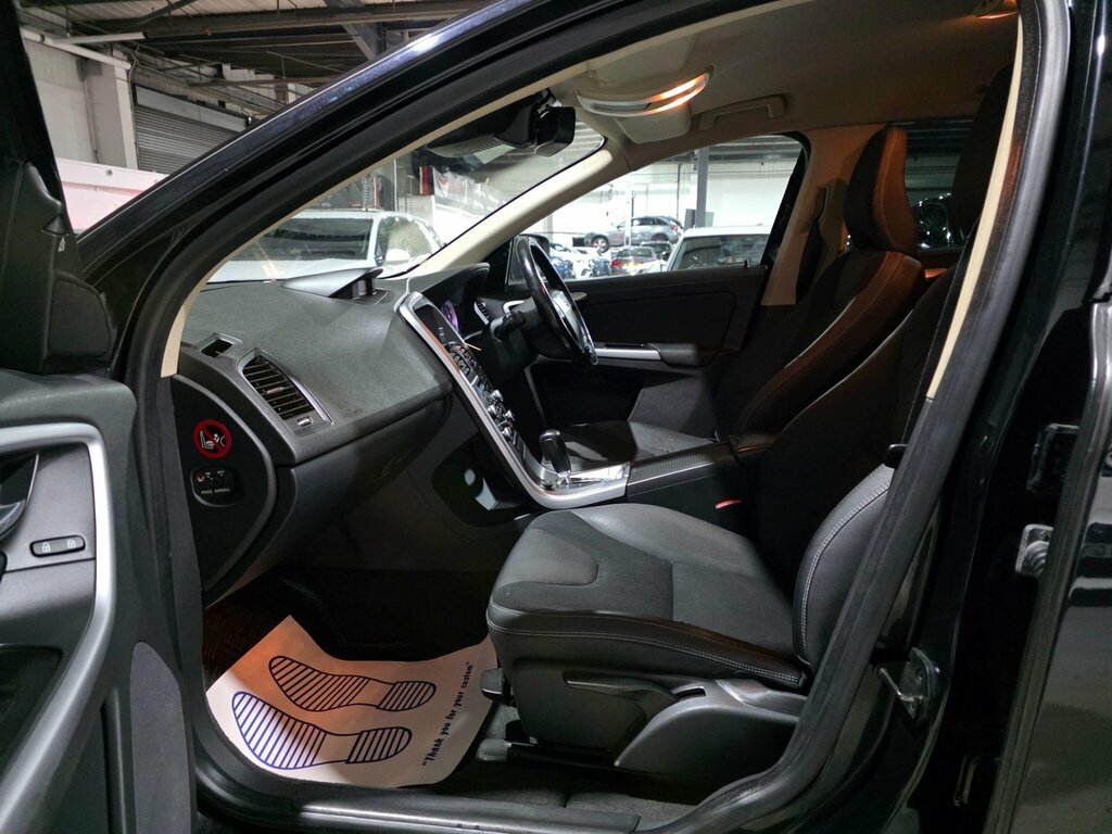 Volvo XC60 Suv 2.4 White #23
