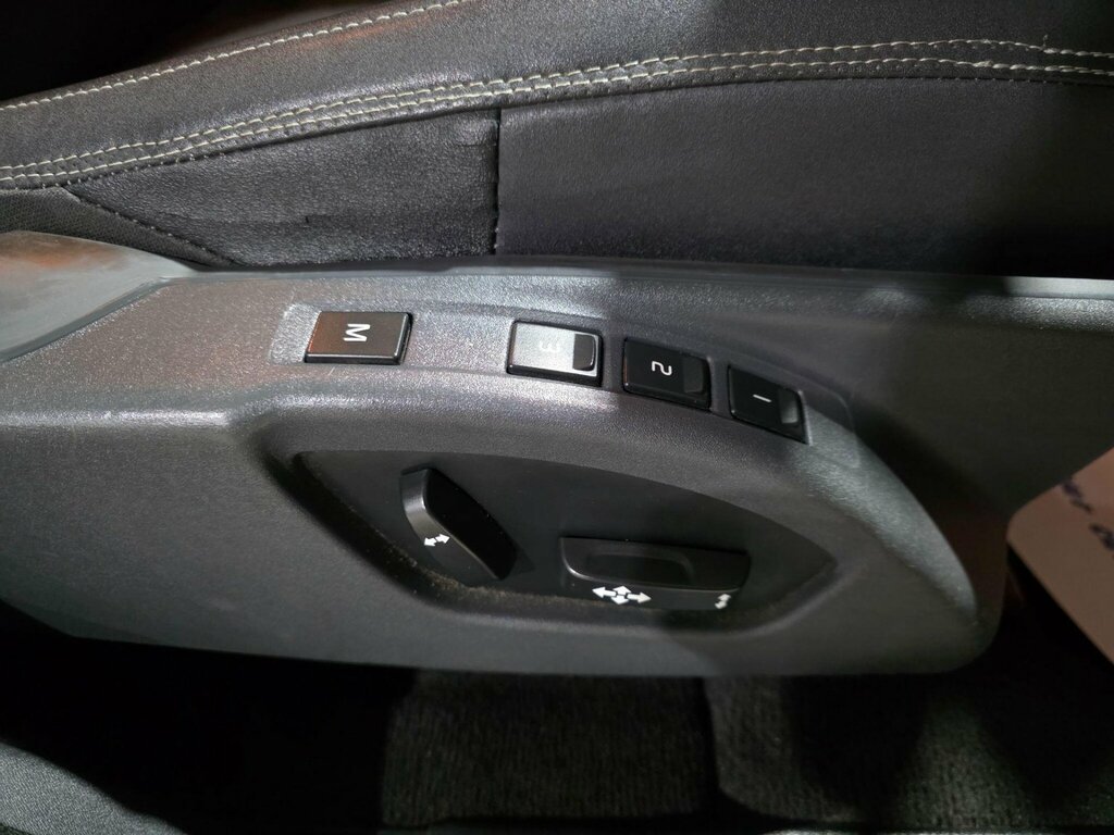 Volvo XC60 Suv 2.4 White #12