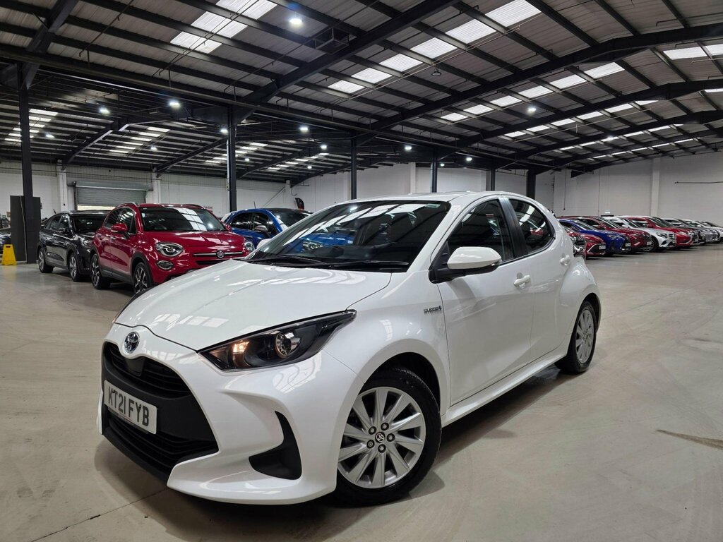 Toyota Yaris 1.5 Vvt-h Icon E-cvt Euro 6 Ss White