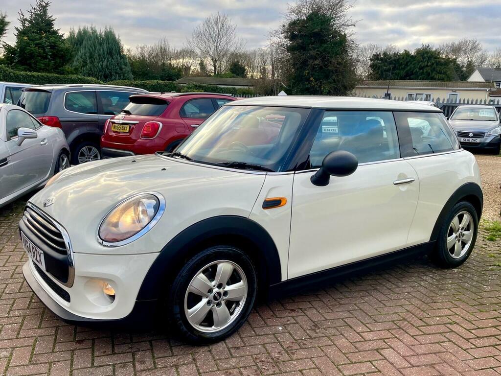 Mini Hatch 1.5 Cooper D Euro 6 Ss 201464 VK64RZX White #3