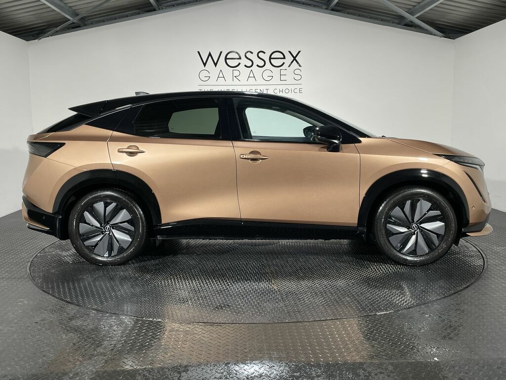 Nissan Ariya 225Kw Evolve 87Kwh 22Kwch E-4orce CF25LSL Black #5