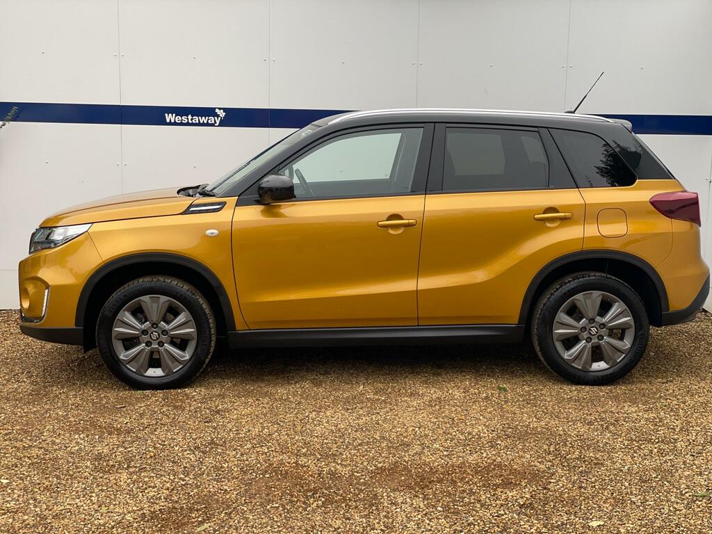 Suzuki Vitara 1.4 Boosterjet 48V Hybrid Sz-t Yellow #3