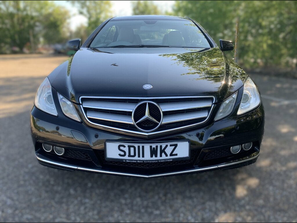 Mercedes-Benz E Class 2.1 E220 Cdi Blueefficiency Se Coupe Ti Black