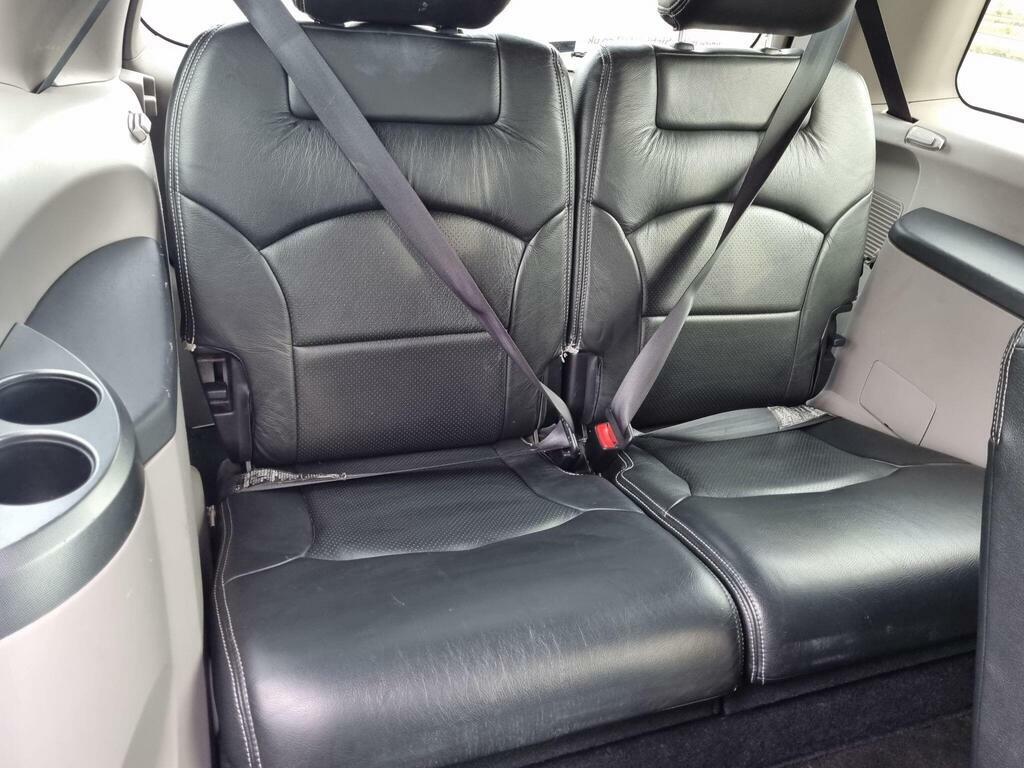 Mitsubishi Grandis 2.4 Classic Grey #44