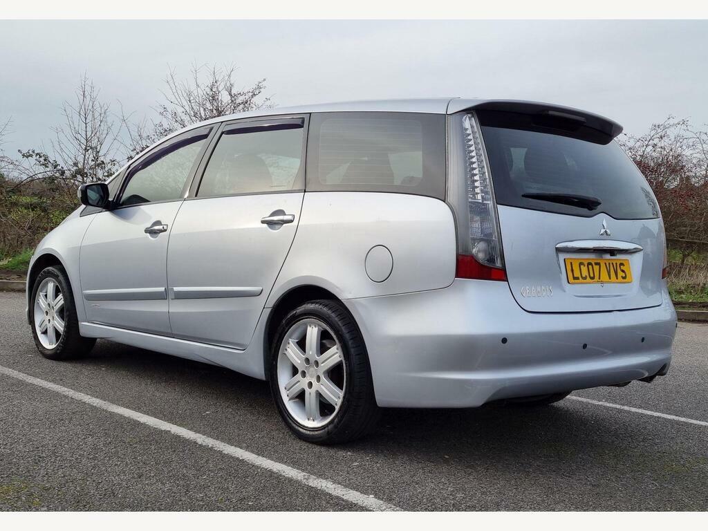 Mitsubishi Grandis 2.4 Classic Grey #15