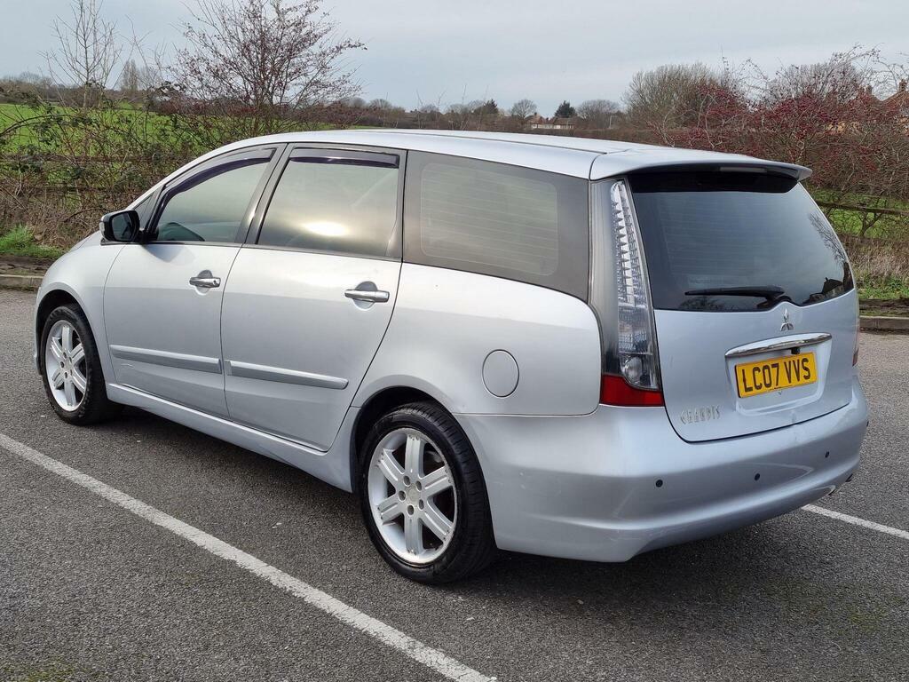 Mitsubishi Grandis 2.4 Classic Grey #18
