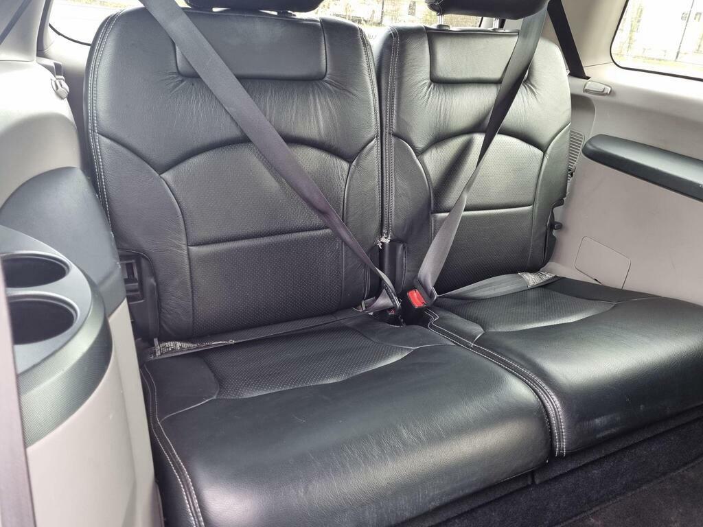 Mitsubishi Grandis 2.4 Classic Grey #46