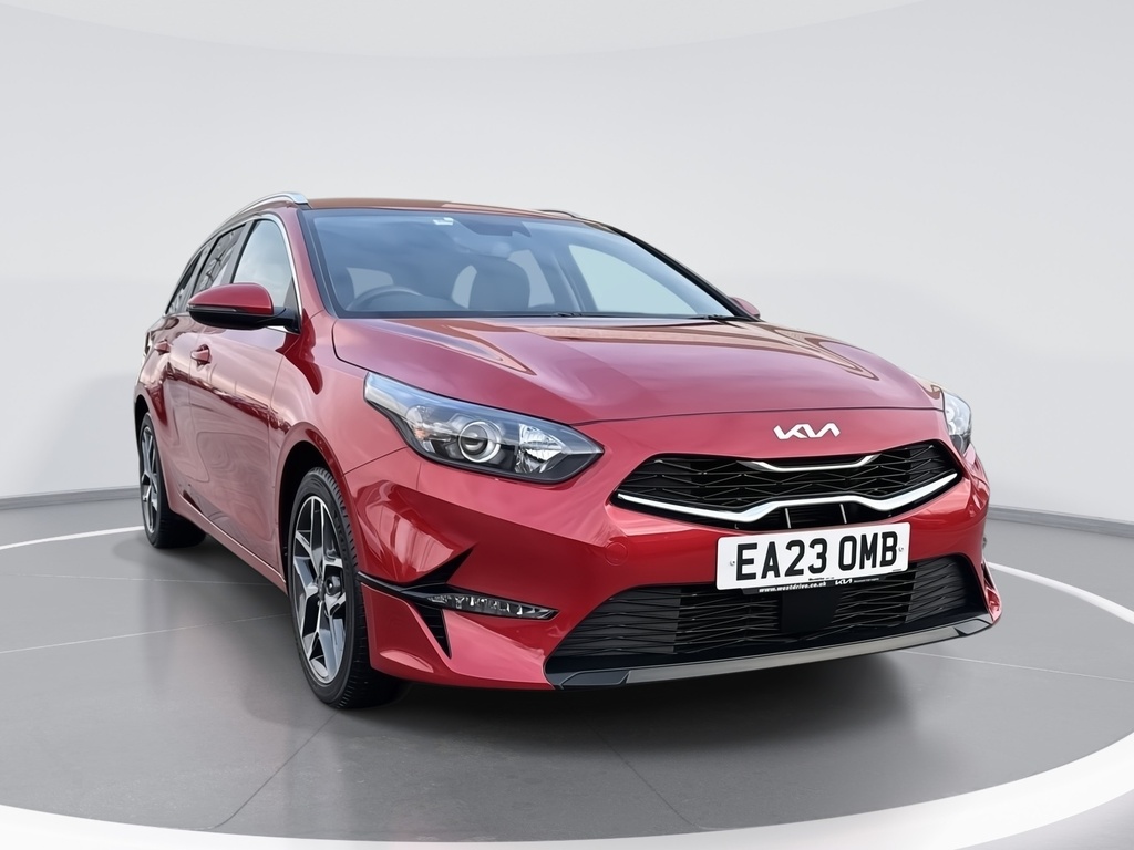 Kia Ceed 1.5T Gdi Isg 3 Dct Red