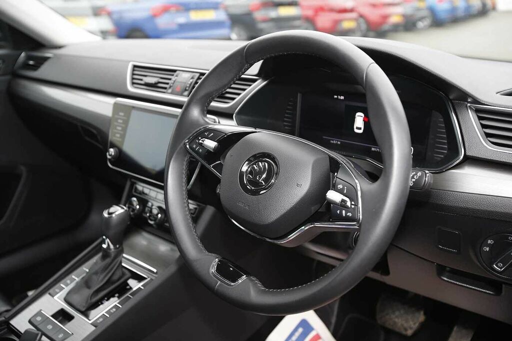 Skoda Superb Estate Se L 2.0 Tdi 150 Ps Dsg SM73NVJ Black #6