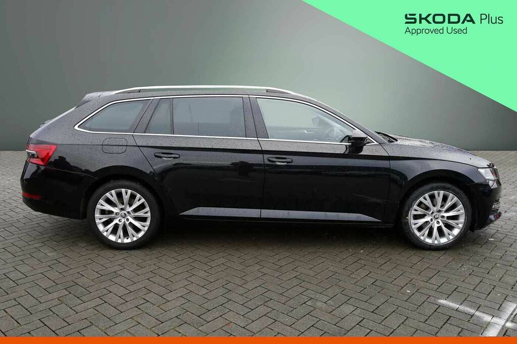 Skoda Superb Estate Se L 2.0 Tdi 150 Ps Dsg SM73NVJ Black #4
