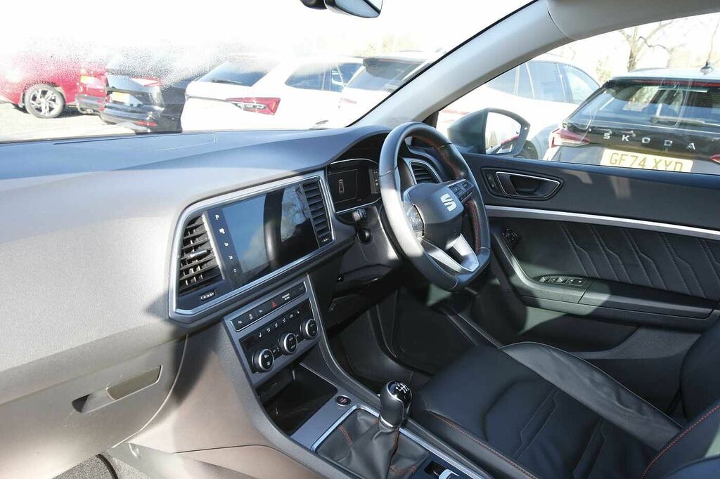 Seat Ateca Fr Sport 1.5 Tsi 150 Ps 6-Speed CF72FZY Black #2