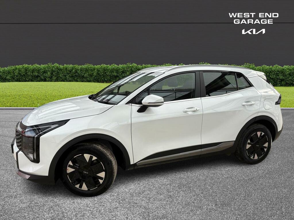 Kia Sportage Pure 1.6T Hybrid White