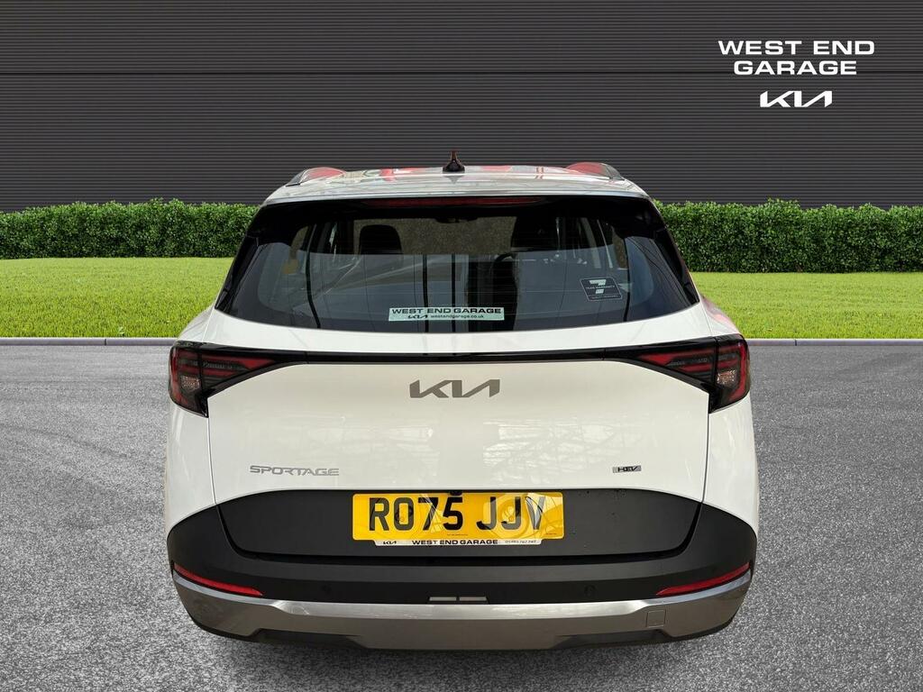 Kia Sportage Pure 1.6T Hybrid RO75JJV White #6
