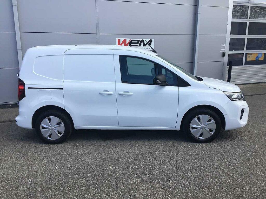 Nissan TOWNSTAR Townstare 122Hp 45Kwh L1 Tekna Panel Van White #3