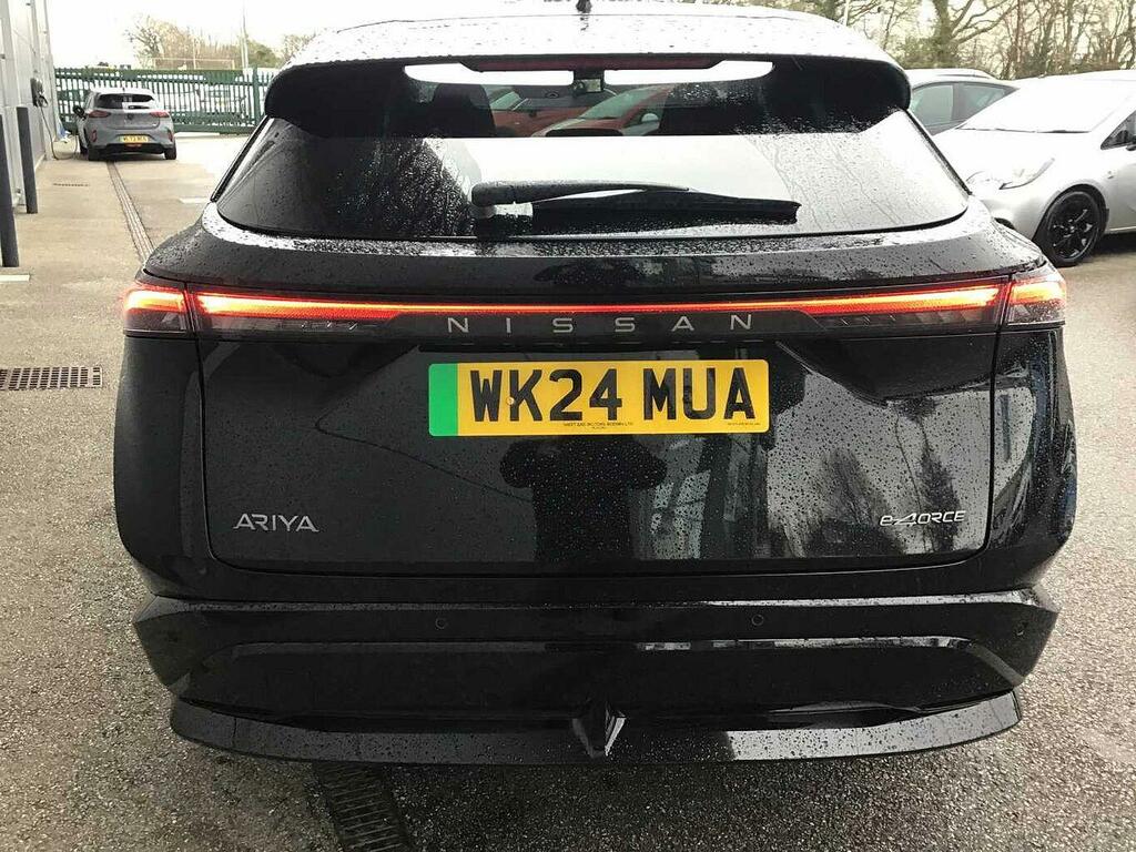 Nissan Ariya E 225Kw Evolve 22Kw Charger E-4orce Black #5