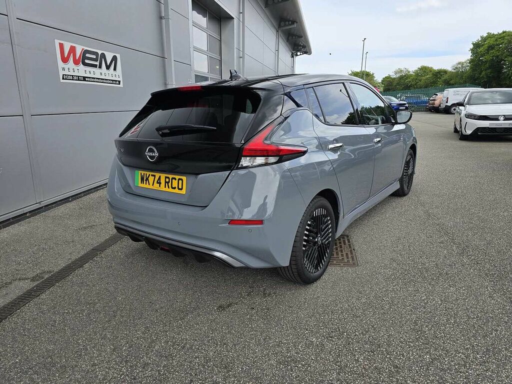 Nissan Leaf E 110Kw N-connecta 39Kwh Hatchback Grey #3