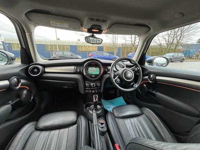 Mini Hatch 1.5 Cooper Exclusive Hatchback Steptron YG69OWP Silver #6