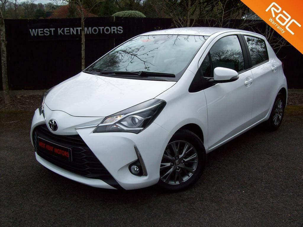 Toyota Yaris 1.5 Vvt-i Icon Cvt Euro 6 White