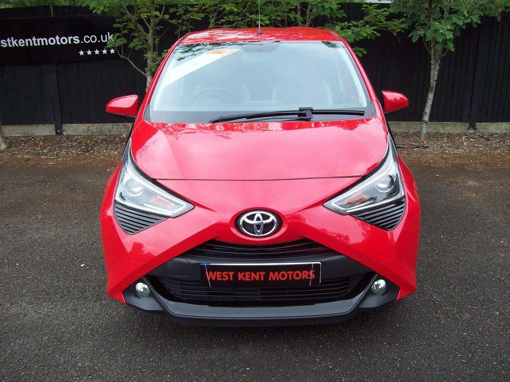 Toyota Aygo 1.0 Vvt-i X-plore Euro 6 Red #6