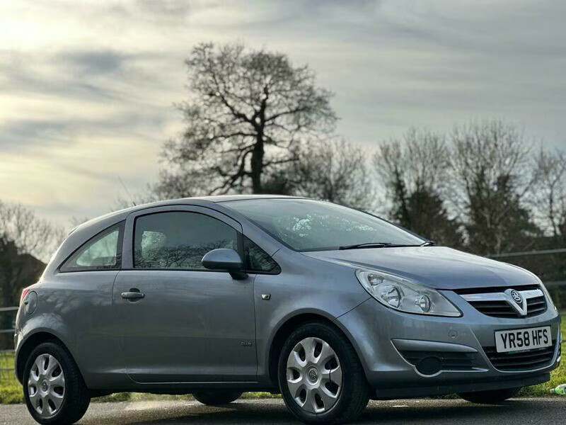 Vauxhall Corsa 1.2I 16V Club Ac Hatchback Silver