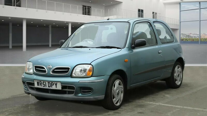 Nissan Micra Se Green #6