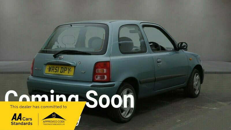 Nissan Micra Se Green #4