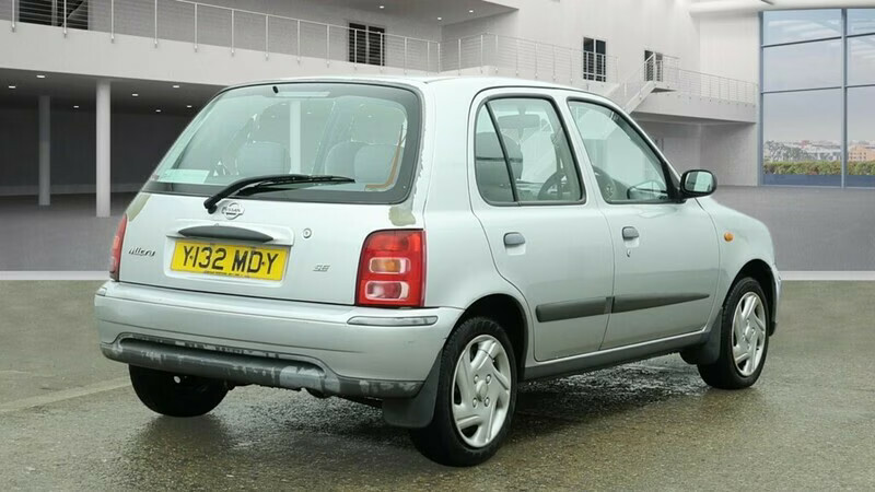 Nissan Micra Se Silver #5