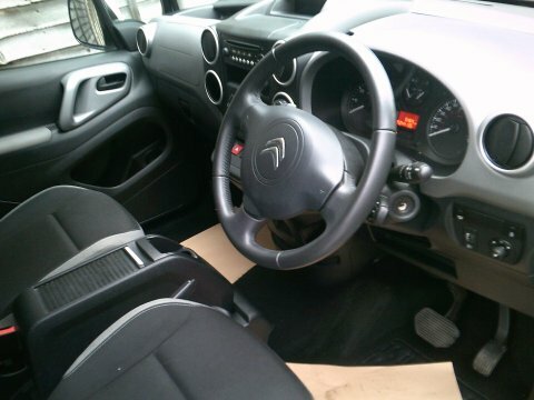 Citroen Berlingo Multispace 2017 17 NK17CNJ White #3