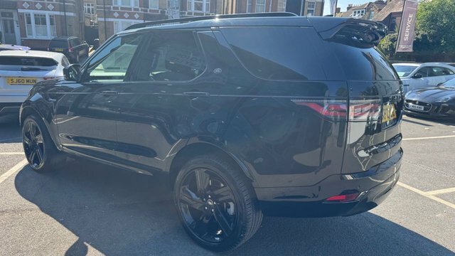 Land Rover Discovery 3 .0 P360 Mhev R-dynamic Black #5
