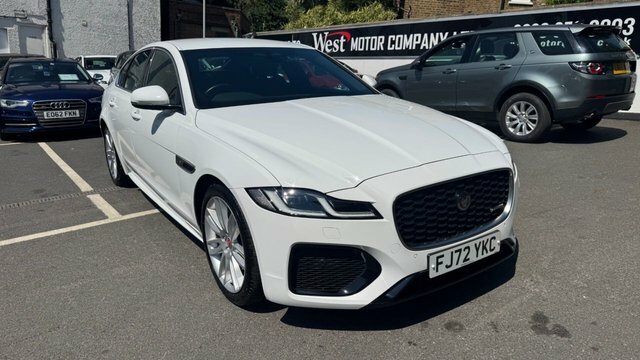 Jaguar XF 2.0 D200 Mhev R-dynamic White