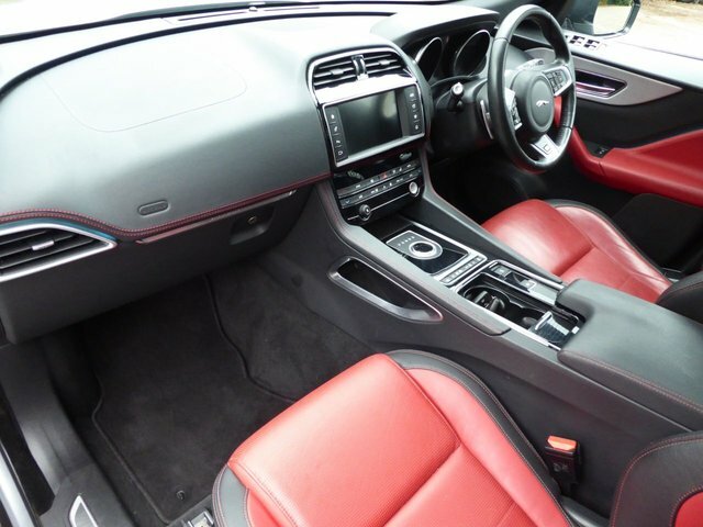 Jaguar F-Pace 2.0 P250i R-sport Suv GF18RHO Silver #3